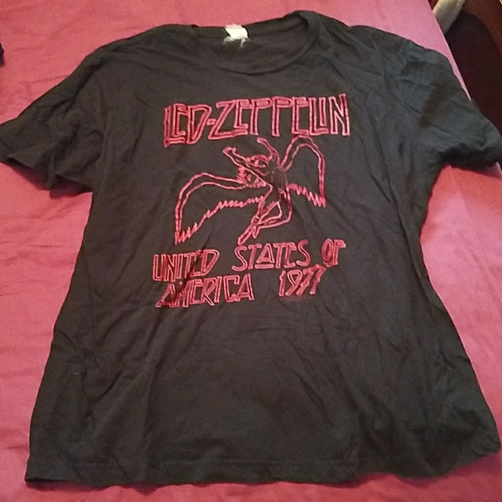 Led Zeppelin band t shirt final price drop